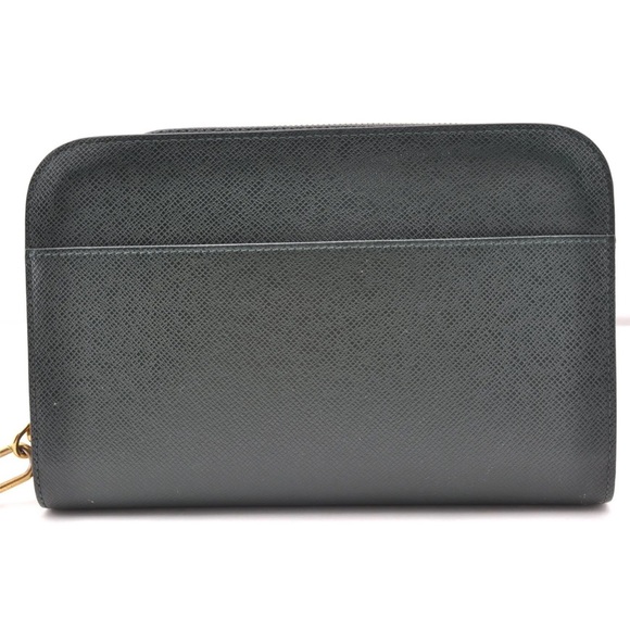 Authentic Louis Vuitton Taiga Baikal Clutch Bag Green - Picture 2 of 16